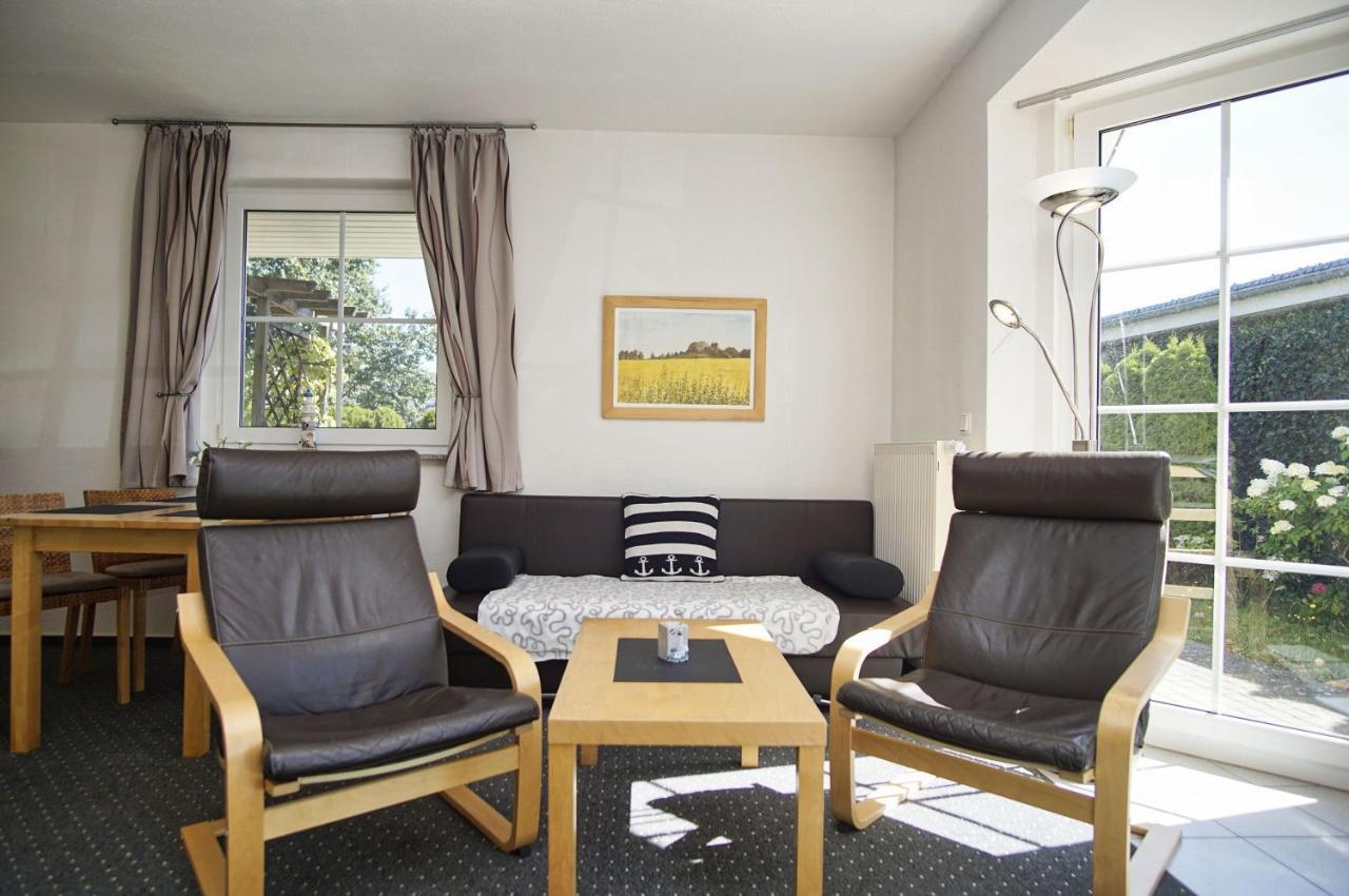 Nah Am Meer, Ruhige Lage, Gratis Nutzung Vom Ahoi Erlebnisbad Und Sauna In Sellin - Haus Inselblick Fewo 02 Goehren (Ruegen) Exterior foto