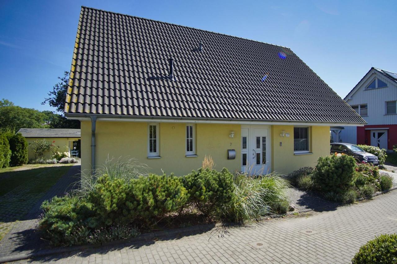 Nah Am Meer, Ruhige Lage, Gratis Nutzung Vom Ahoi Erlebnisbad Und Sauna In Sellin - Haus Inselblick Fewo 02 Goehren (Ruegen) Exterior foto